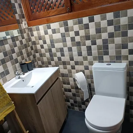 Casa Azul Em Apartamento Chaves